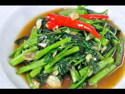 ผัดผักบุ้งไฟแดง