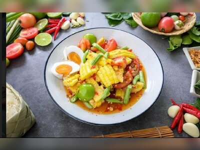 ตำข้าวโพดไข่เค็ม