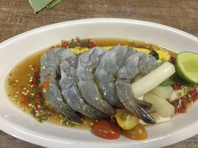 ยำกุ้ง(ปลาร้า)