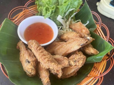 ปีกไก่ทอด