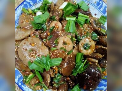 ลาบเห็ดขม